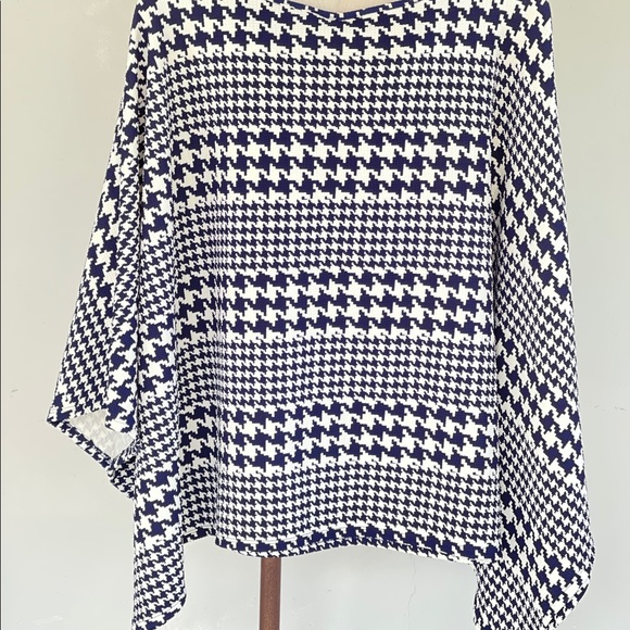 Houndstooth Poncho by Orange Caramel - Picture 3 of 4